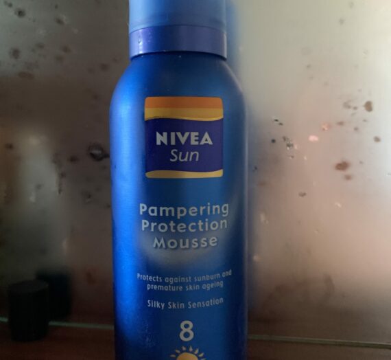 Nivea Sun pampering protection spf8