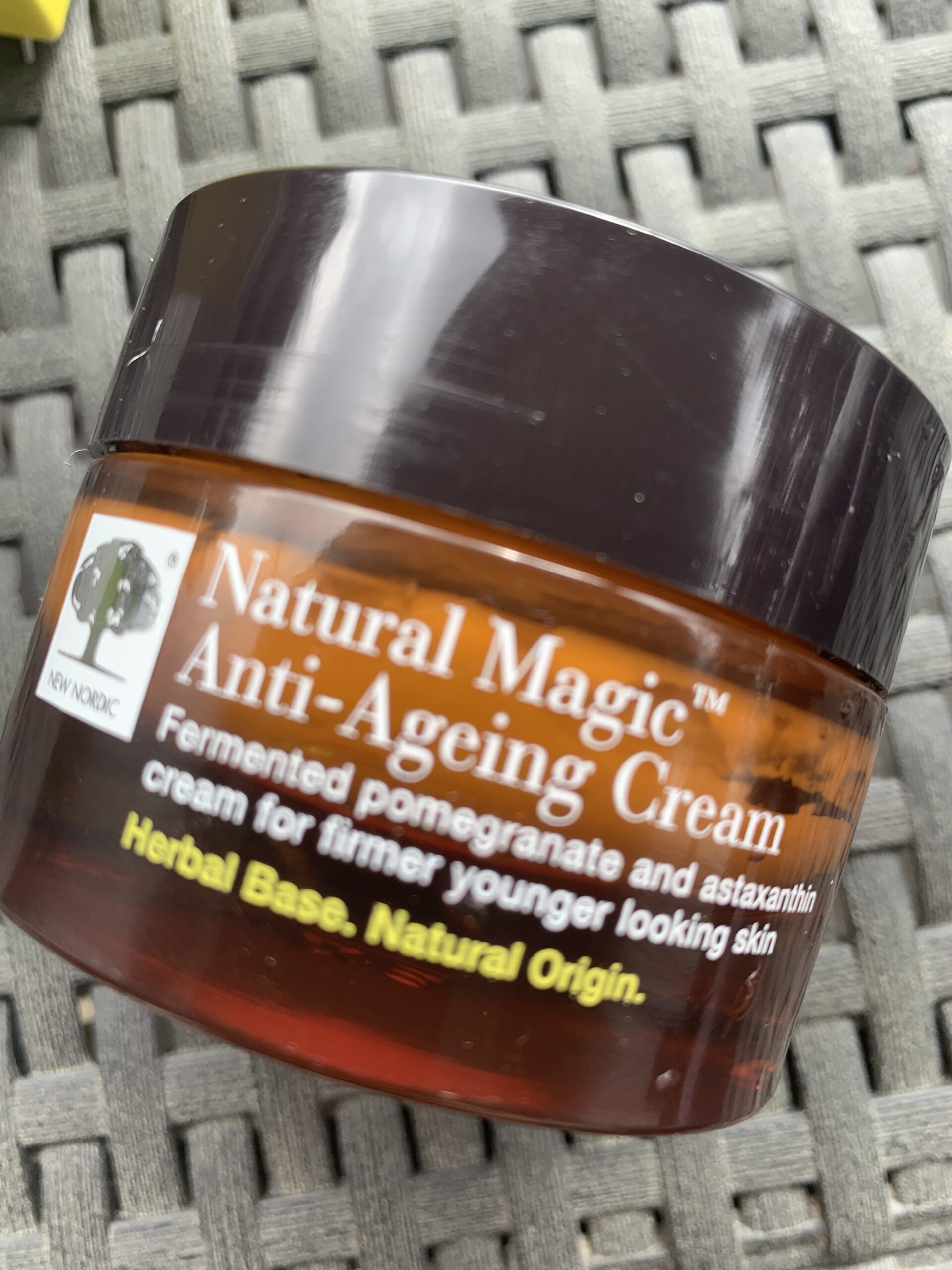 New Nordic Natural magic anti-aging Cream