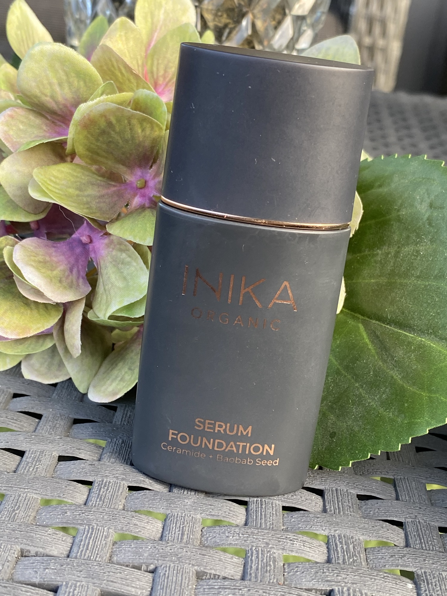 Inika serum foundation