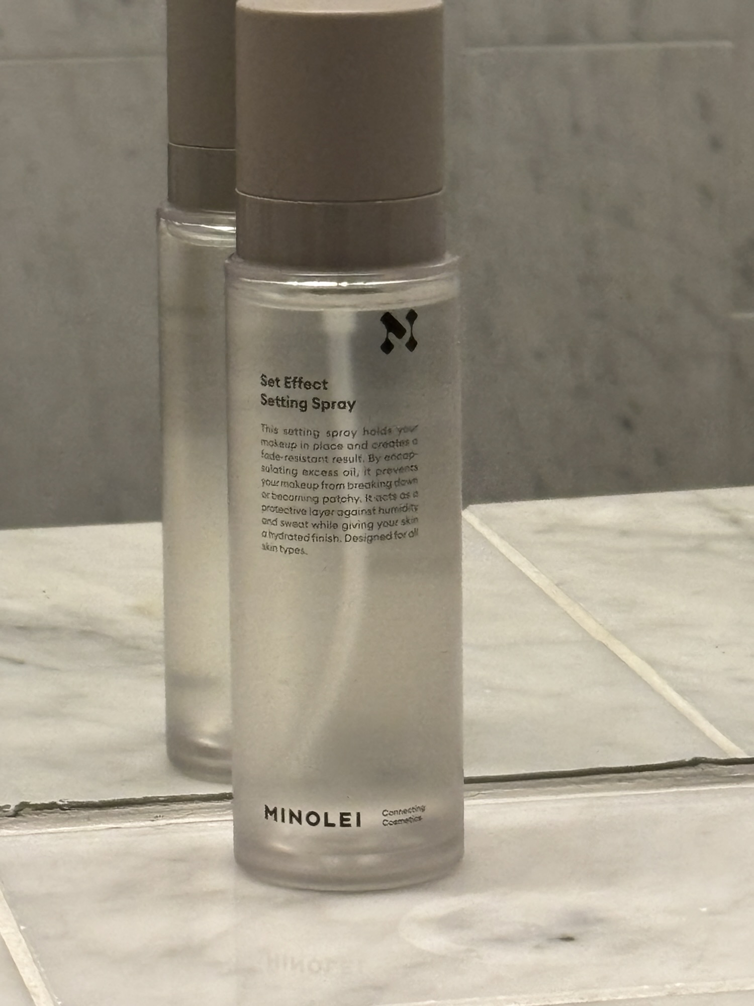 Minolei set effect setting spray