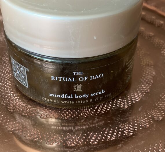 Rituals The Ritual of Dao mindful body scrub