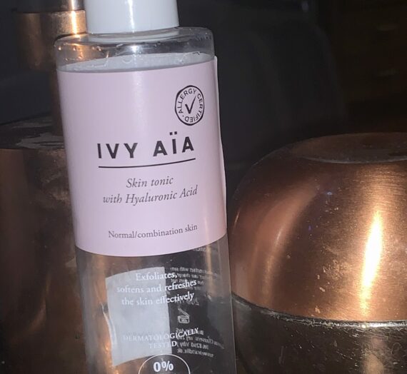 Ivy Aïa Skin Tonic with Hyaluronic Acid