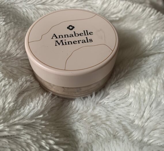 Annabelle Minerals radiant foundation