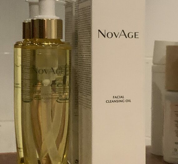 NovAge Facial cleansing oil
