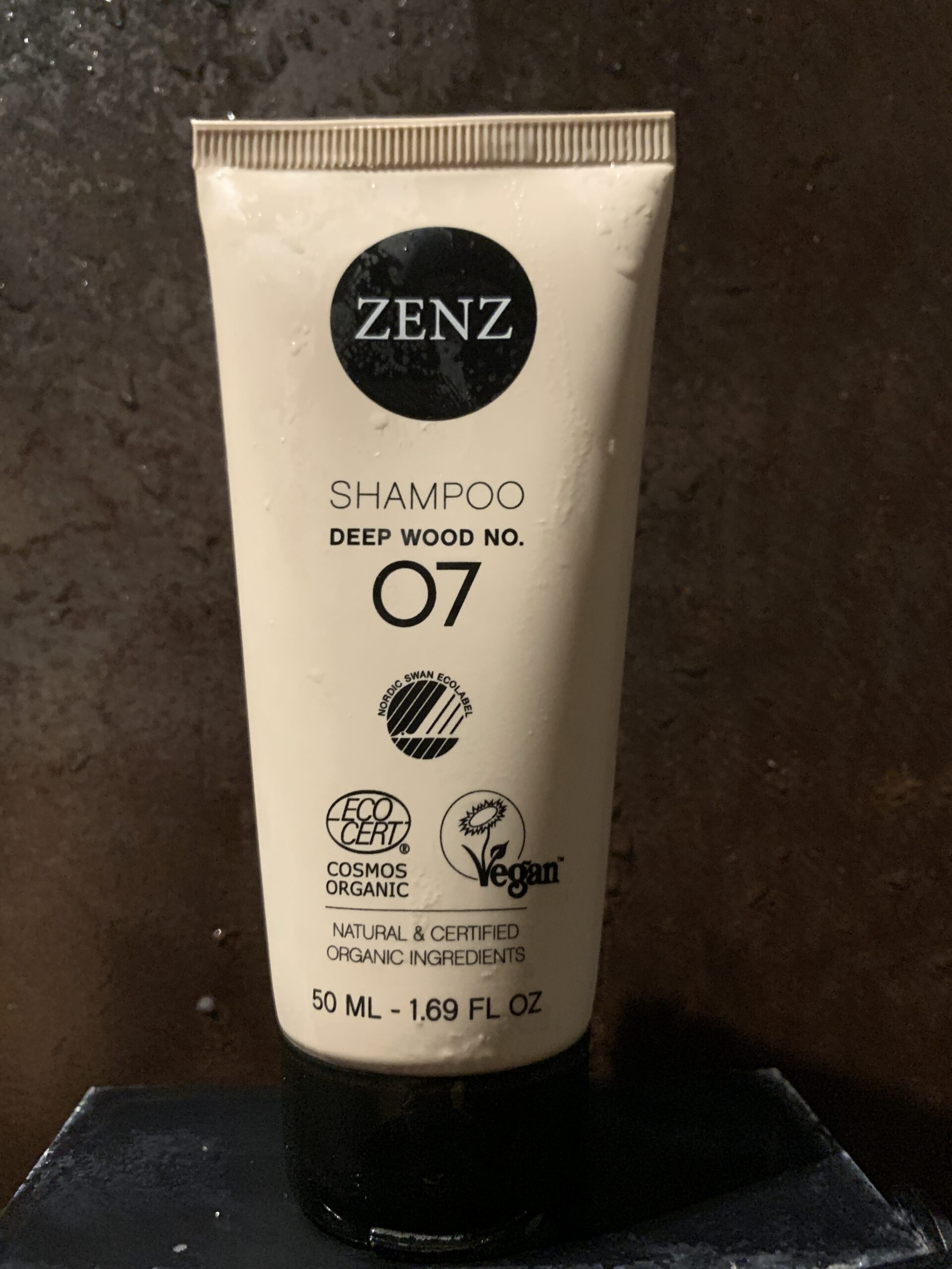Zenz shampoo deep wood no 07