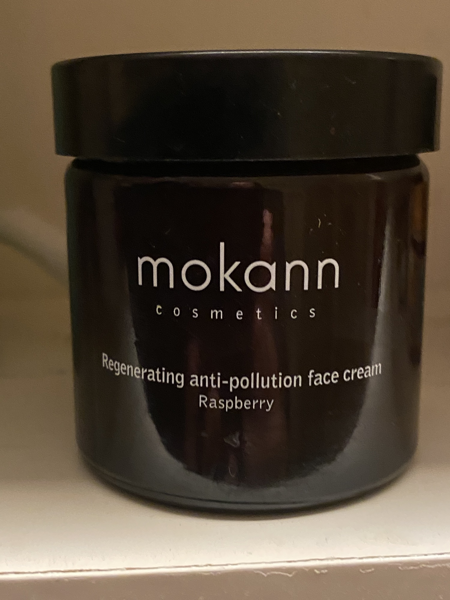 Mokann regenerating anti-pollution face cream