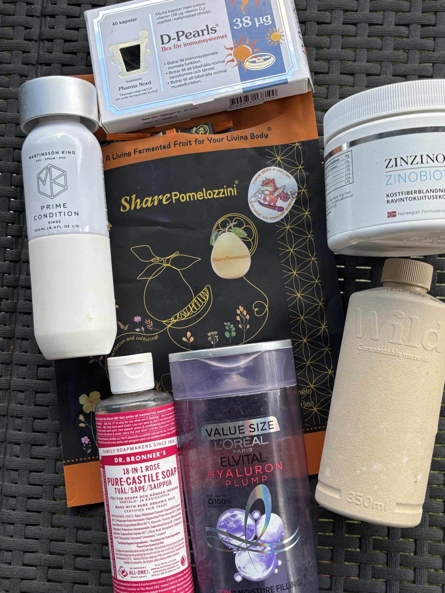 Empties kropp och hår